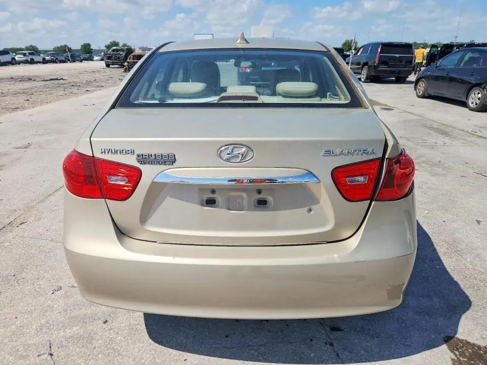 2010 HYUNDAI ELANTRA GLS  