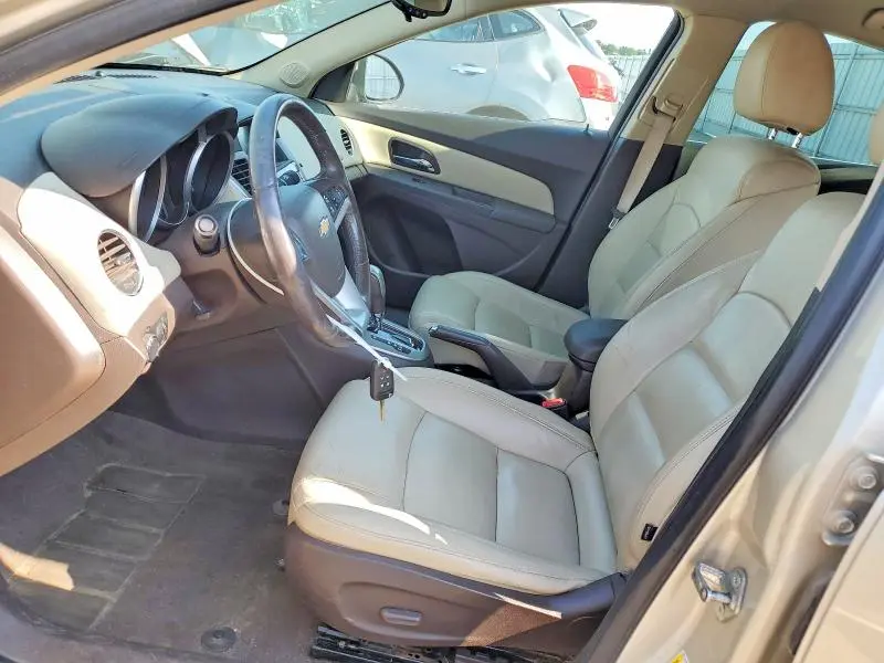 2013 CHEVROLET CRUZE LT  