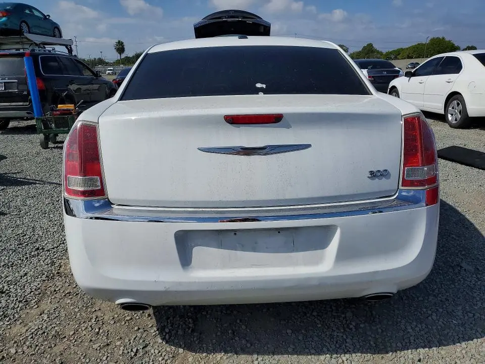 2012 CHRYSLER 300 LIMITED  