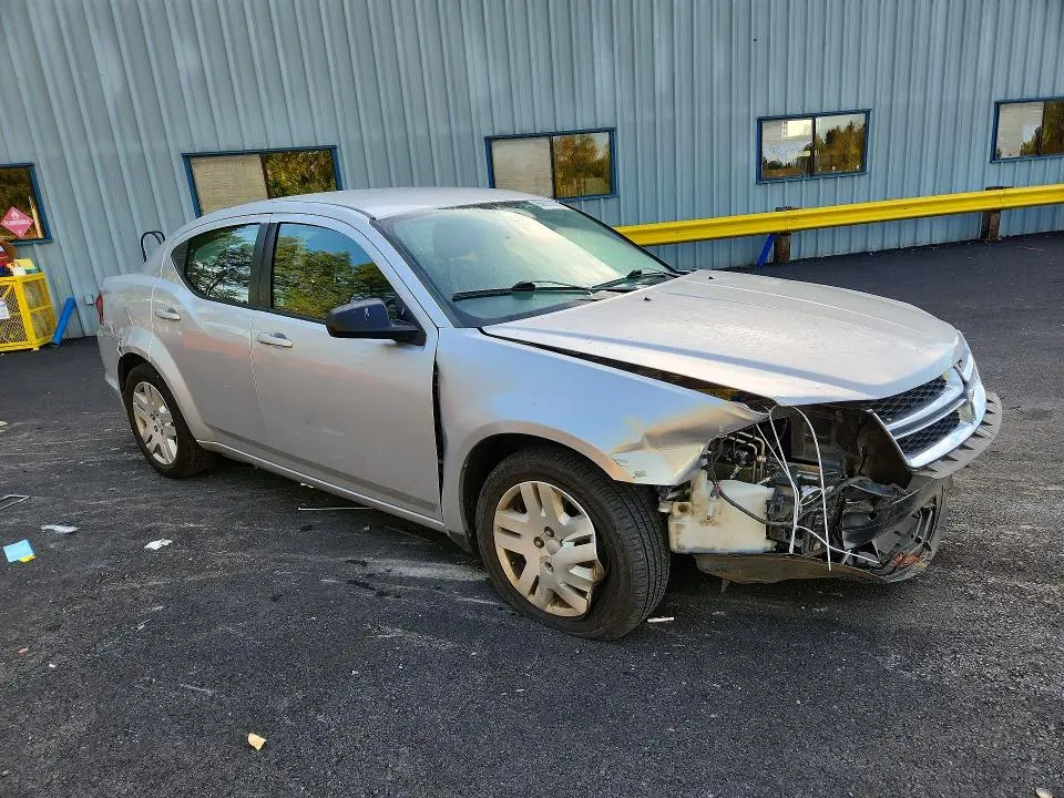 2012 DODGE AVENGER SE  