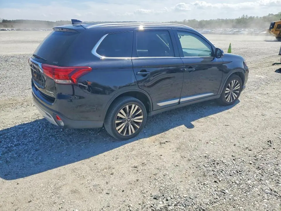 2019 MITSUBISHI OUTLANDER SE  