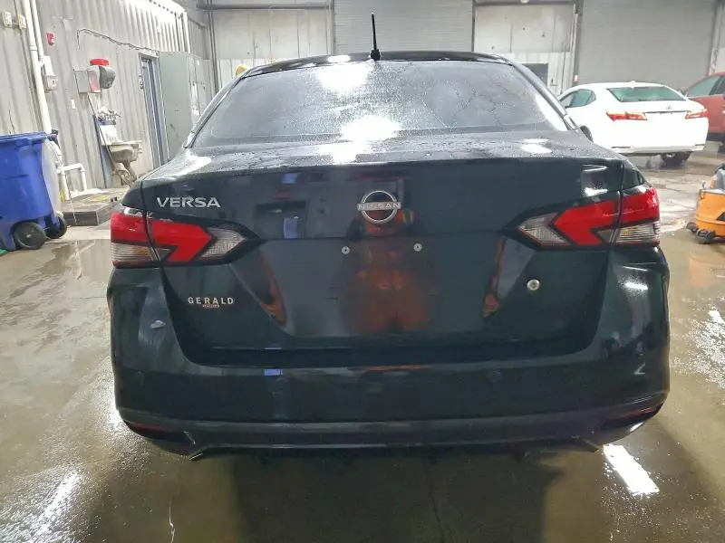 2024 NISSAN VERSA S  