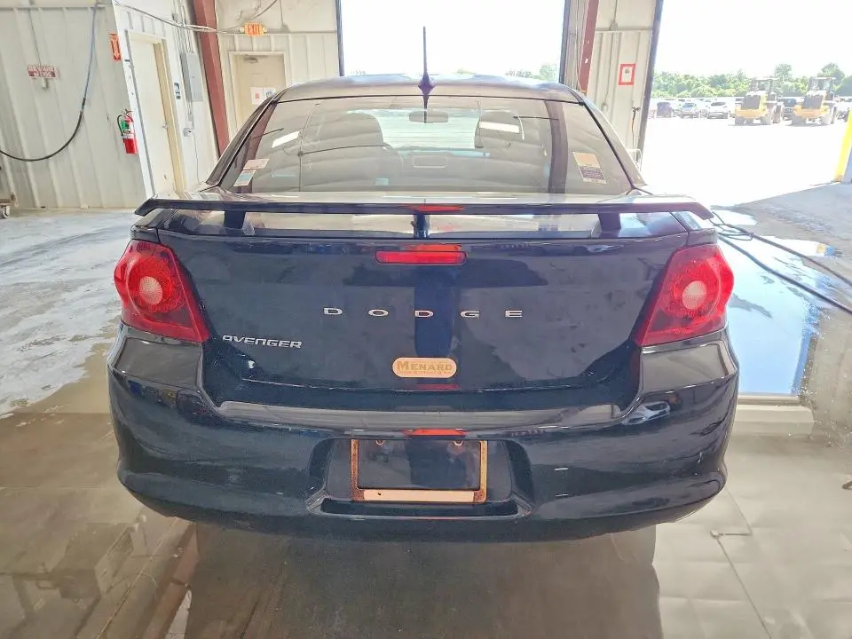 2014 DODGE AVENGER SE  