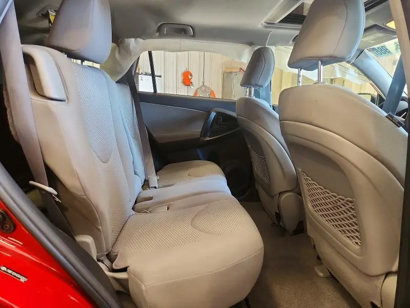 2012 TOYOTA RAV4 BASE  