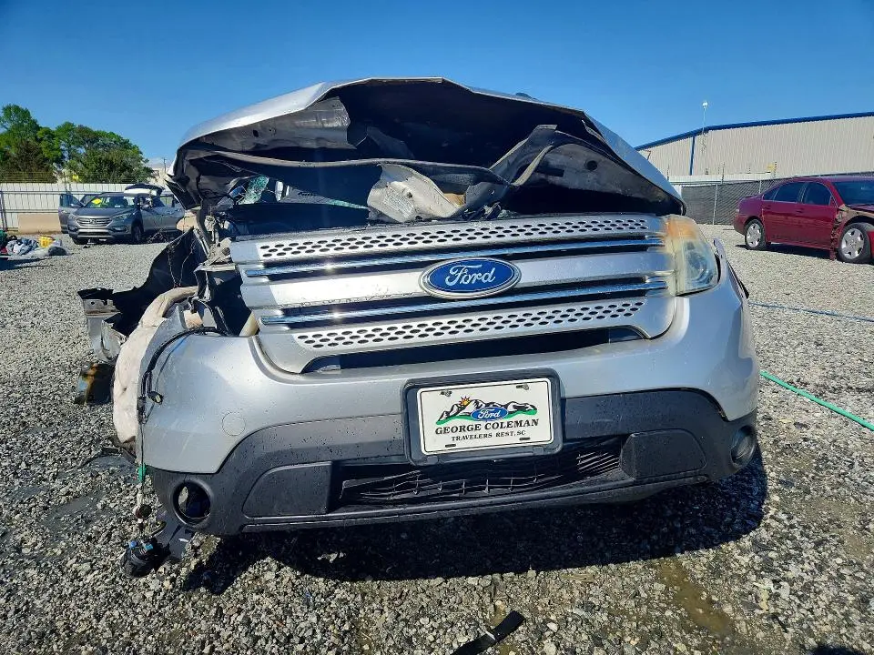 2011 FORD EXPLORER XLT  