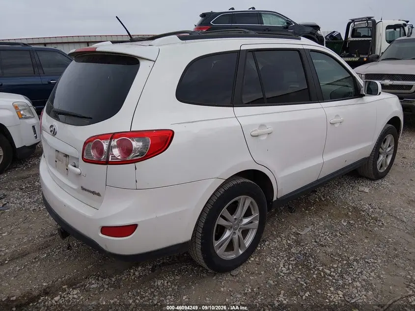 2010 HYUNDAI SANTA FE SE
