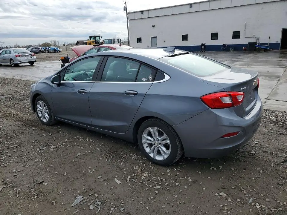 2019 CHEVROLET CRUZE LT  