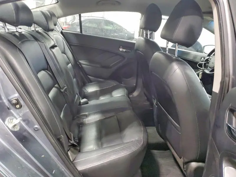 2017 KIA FORTE EX  
