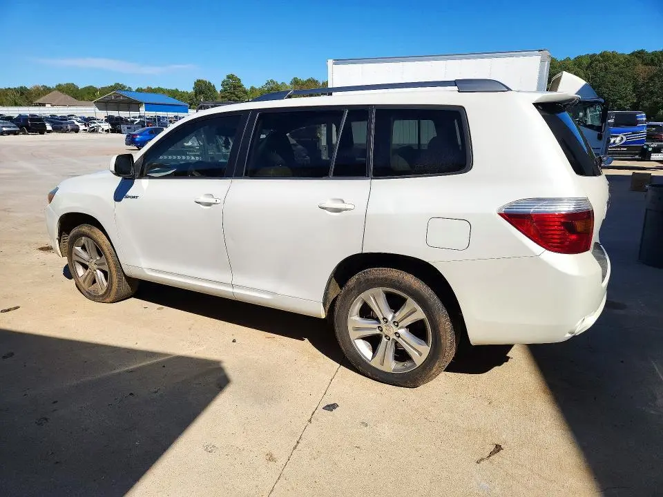 2010 TOYOTA HIGHLANDER SPORT  