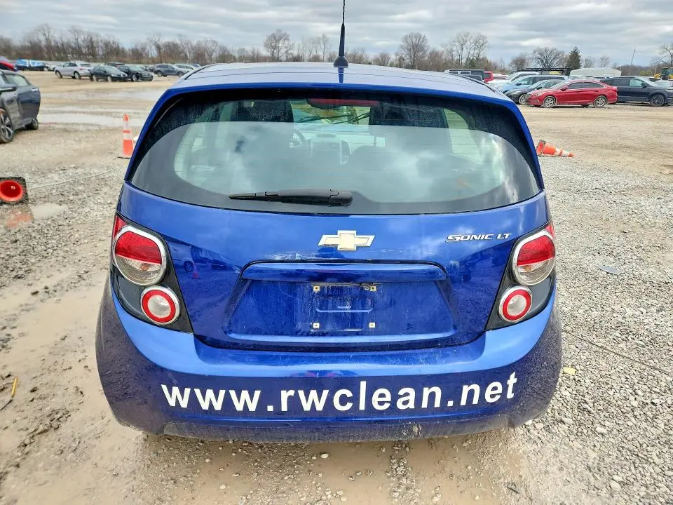 2014 CHEVROLET SONIC LT  