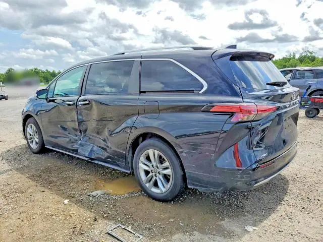2023 TOYOTA SIENNA LIMITED 7-PASSENGER  