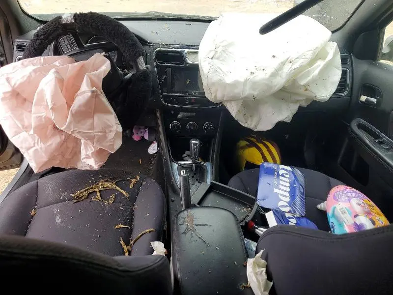 2013 CHRYSLER 200 LX  