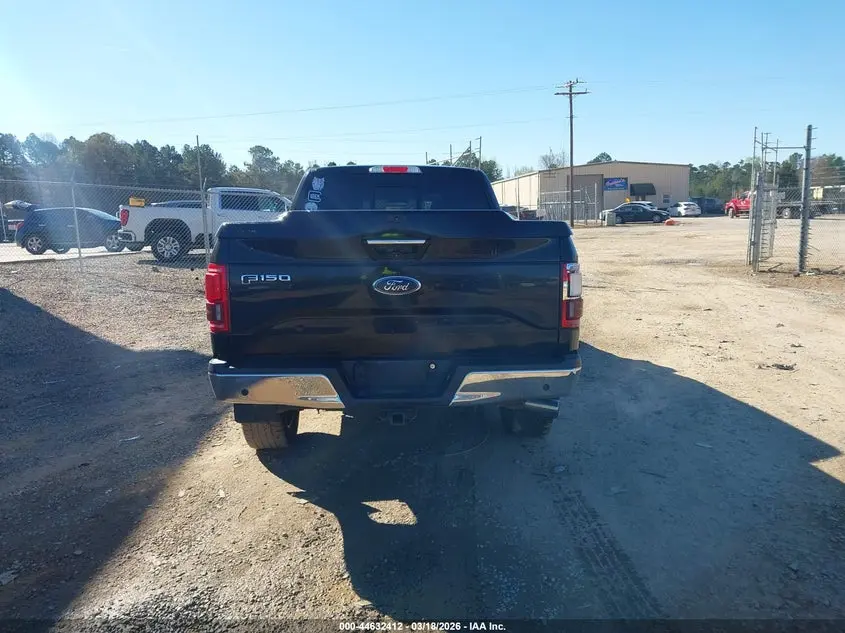 2017 FORD F-150 LARIAT
