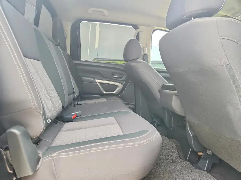 2023 NISSAN TITAN S  