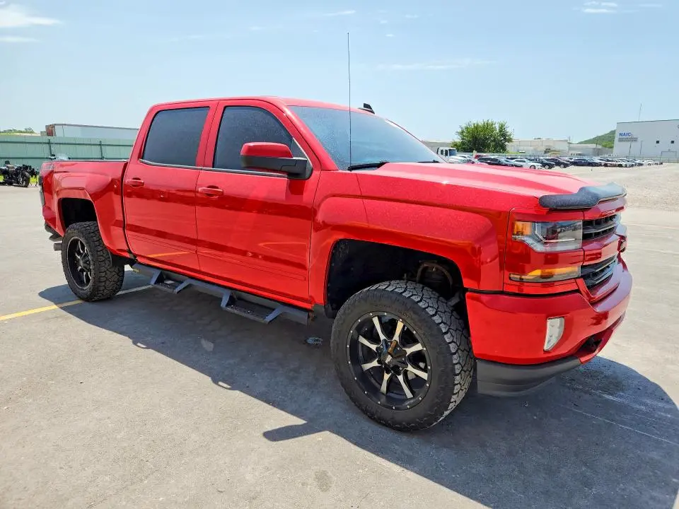2017 CHEVROLET SILVERADO K1500 LT  