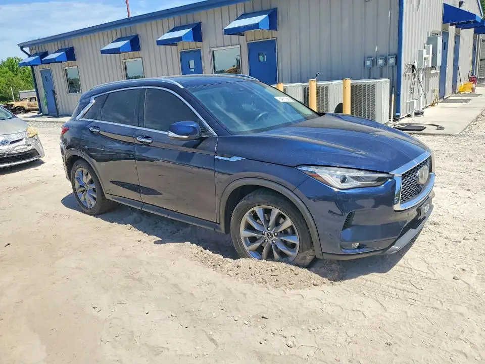 2019 INFINITI QX50 LUXE  