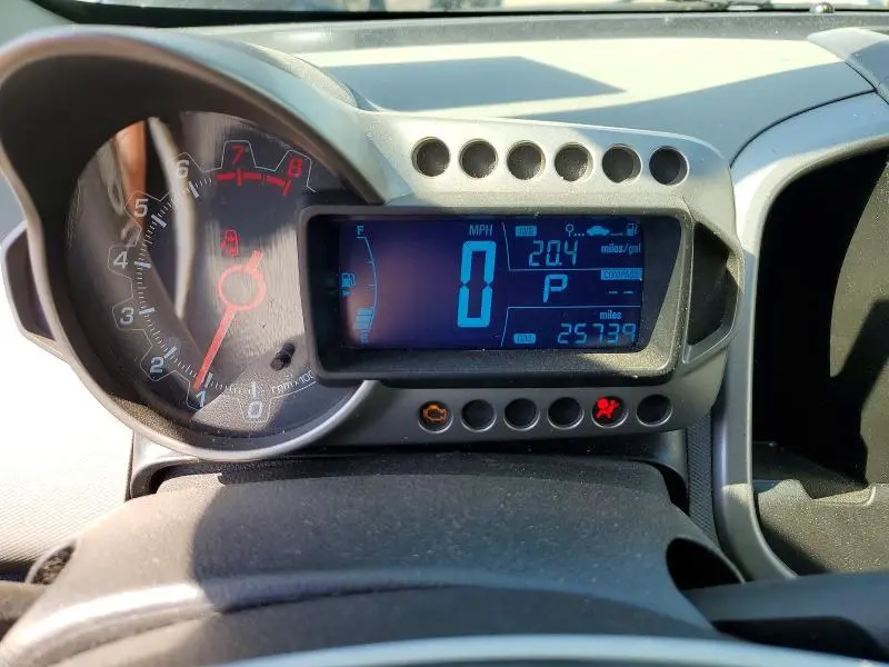 2016 CHEVROLET SONIC LT  