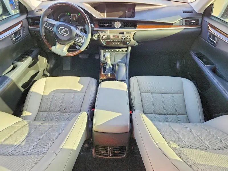 2017 LEXUS ES 350  