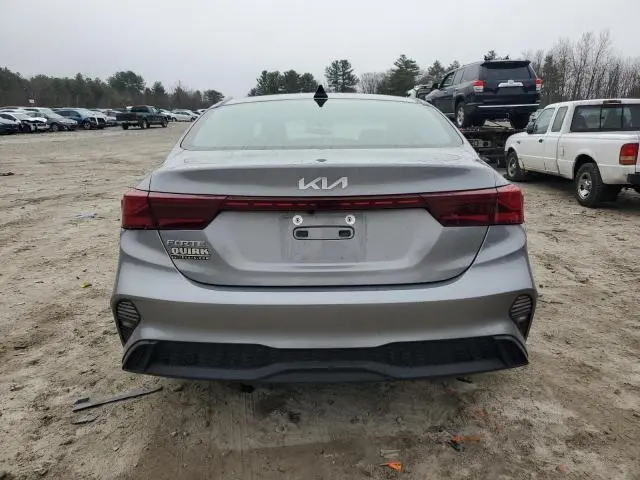 2024 KIA FORTE LX  