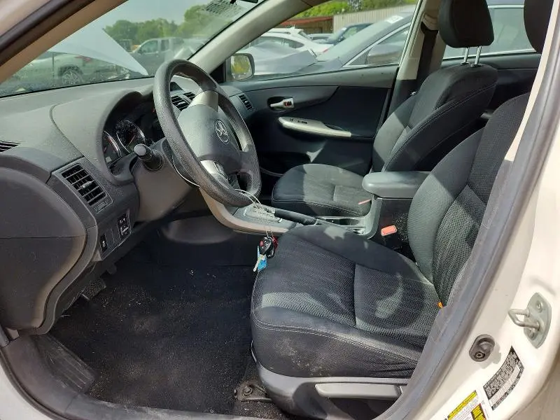 2013 TOYOTA COROLLA S  