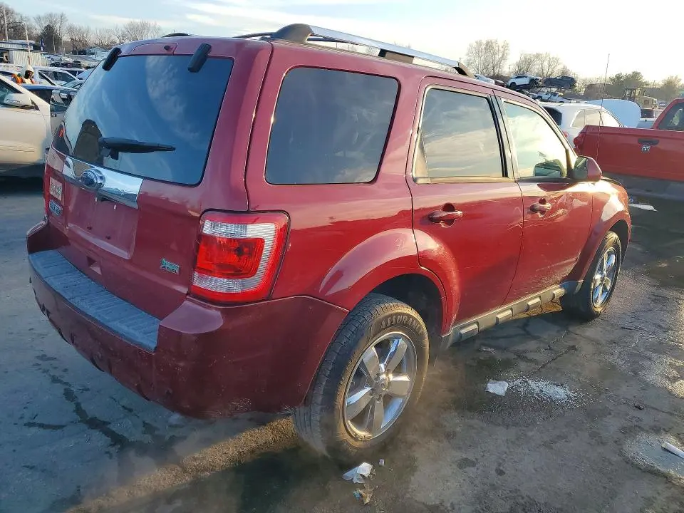 2010 FORD ESCAPE LIMITED  