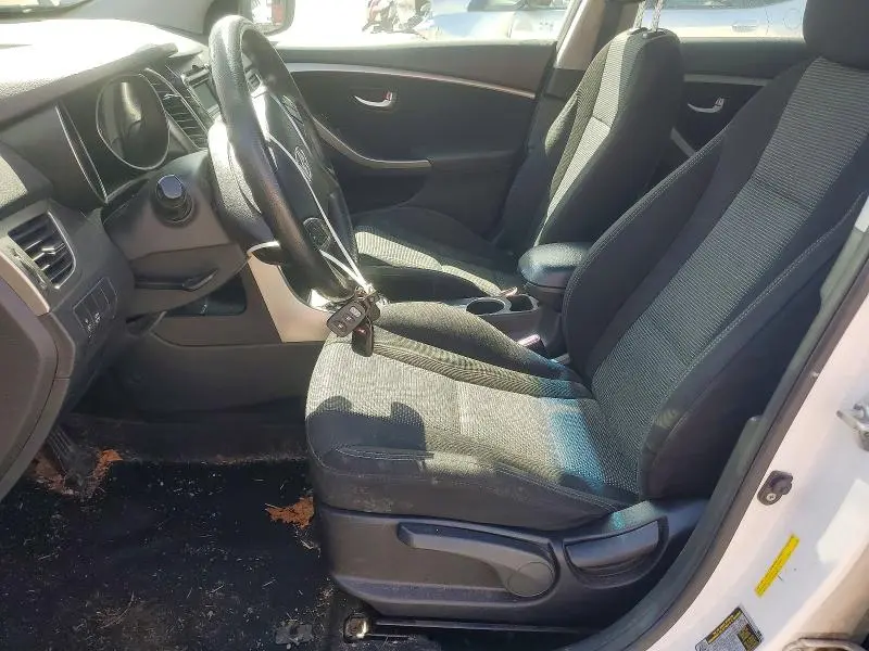 2013 HYUNDAI ELANTRA GT BASE  