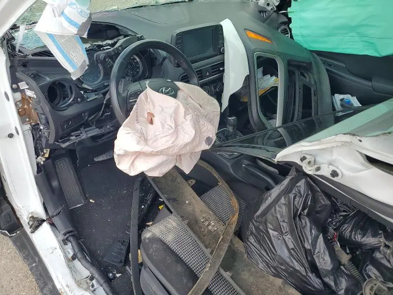 2018 HYUNDAI KONA SEL  