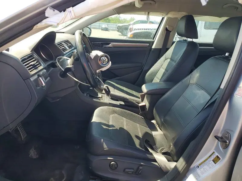 2017 VOLKSWAGEN PASSAT R-LINE  