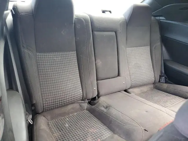 2016 DODGE CHALLENGER SXT  