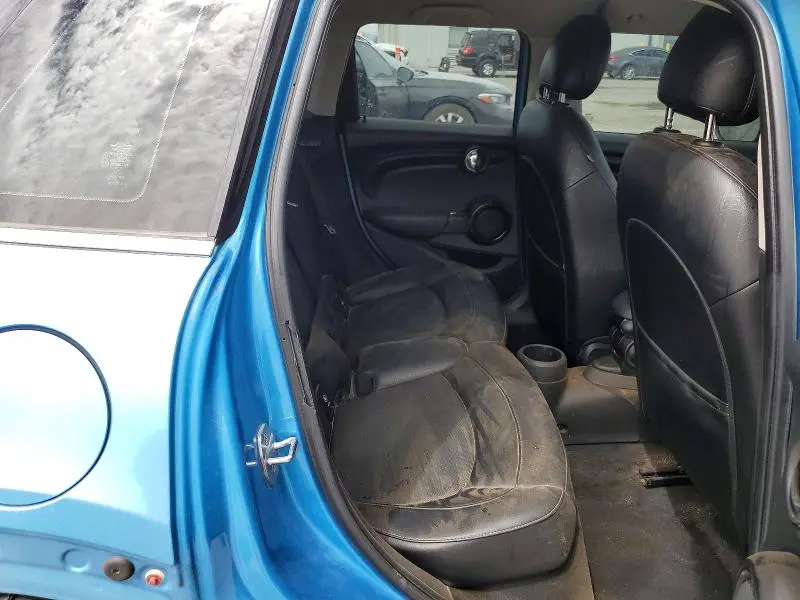 2015 MINI COOPER   