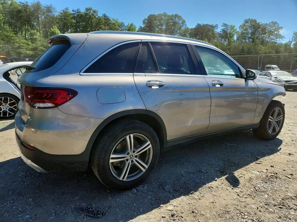 2020 MERCEDES-BENZ GLC 300  