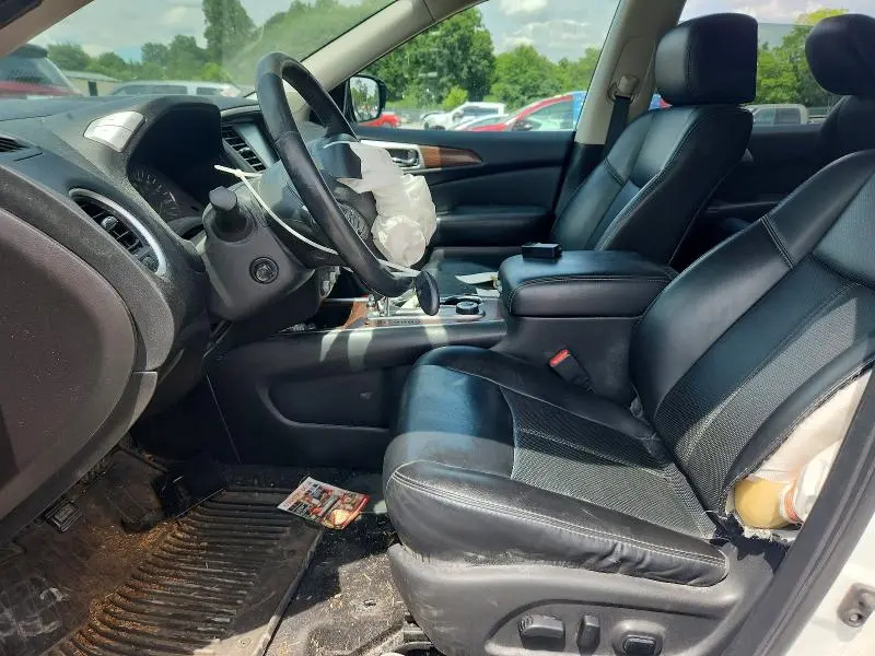 2017 NISSAN PATHFINDER PLATINUM  