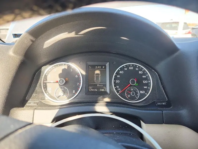 2012 VOLKSWAGEN TIGUAN S  