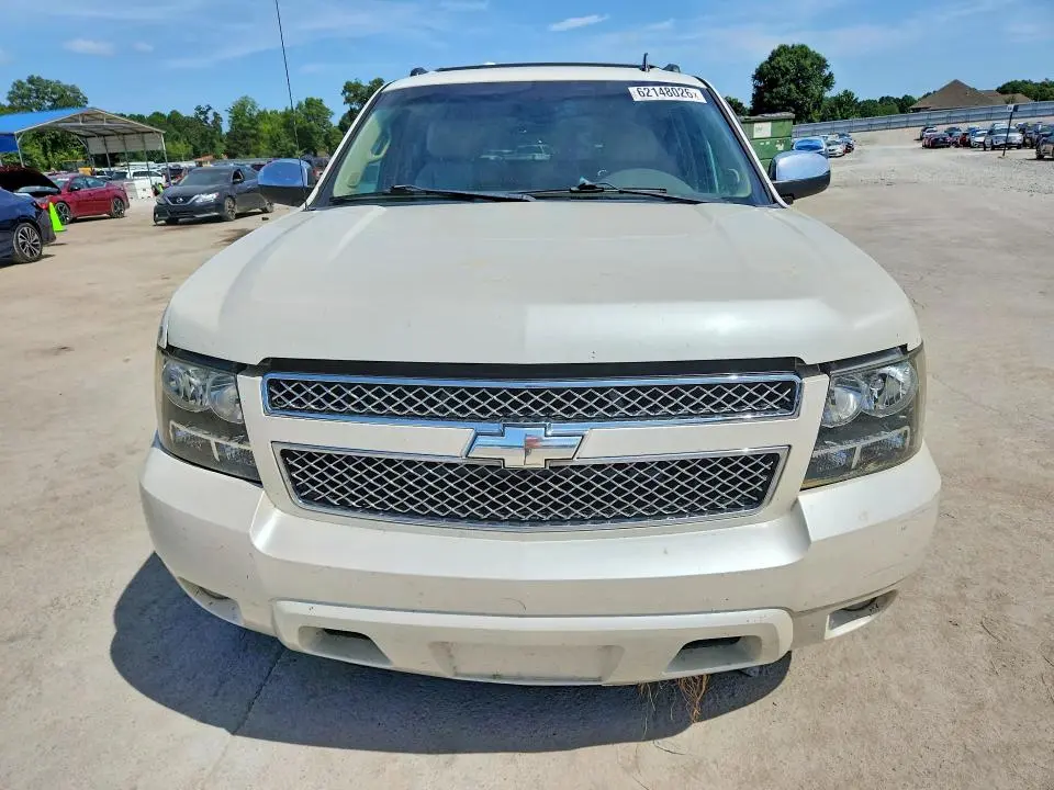 2011 CHEVROLET AVALANCHE LTZ  