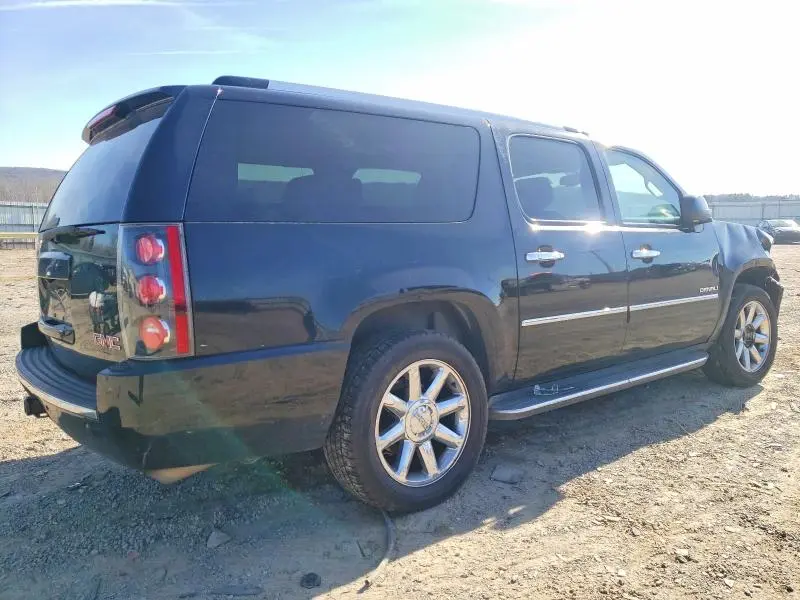 2013 GMC YUKON XL DENALI  