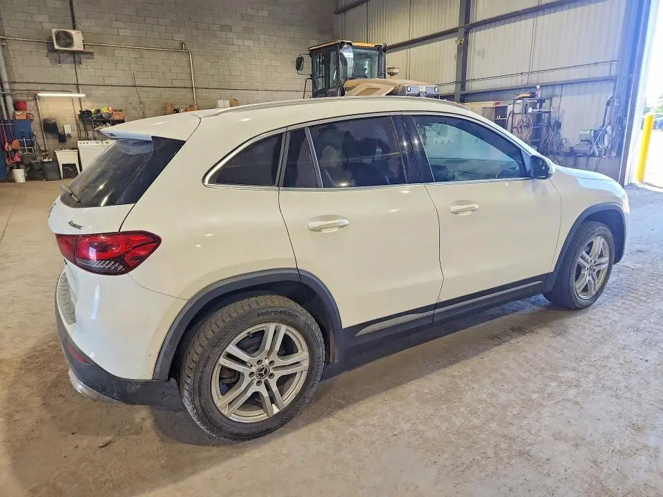 2021 MERCEDES-BENZ GLA 250 4MATIC  