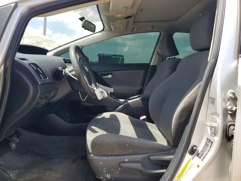 2013 TOYOTA PRIUS THREE  