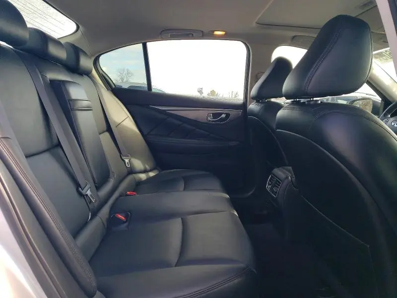 2016 INFINITI Q50 BASE  