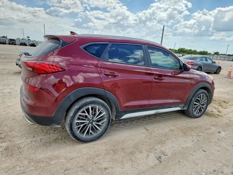 2020 HYUNDAI TUCSON SEL  