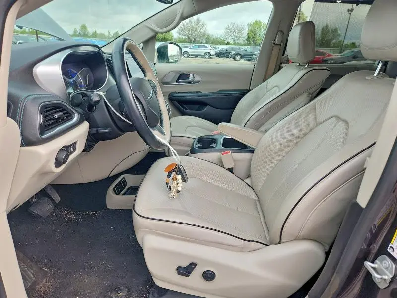 2018 CHRYSLER PACIFICA HYBRID LIMITED  