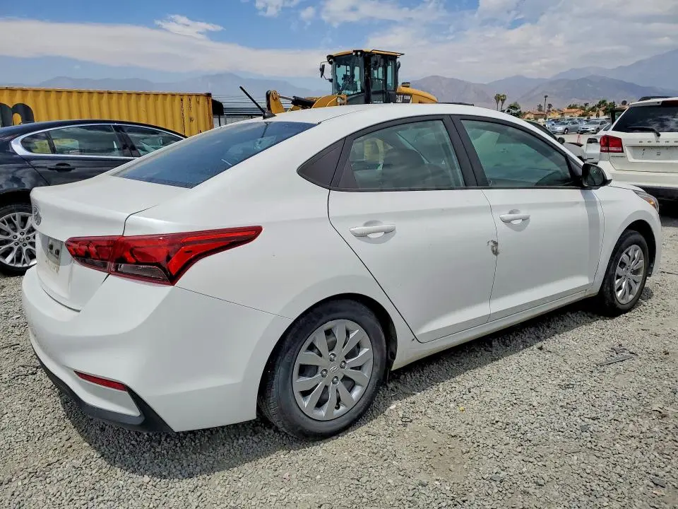 2022 HYUNDAI ACCENT SE  