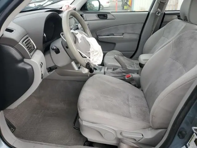 2010 SUBARU FORESTER XS  