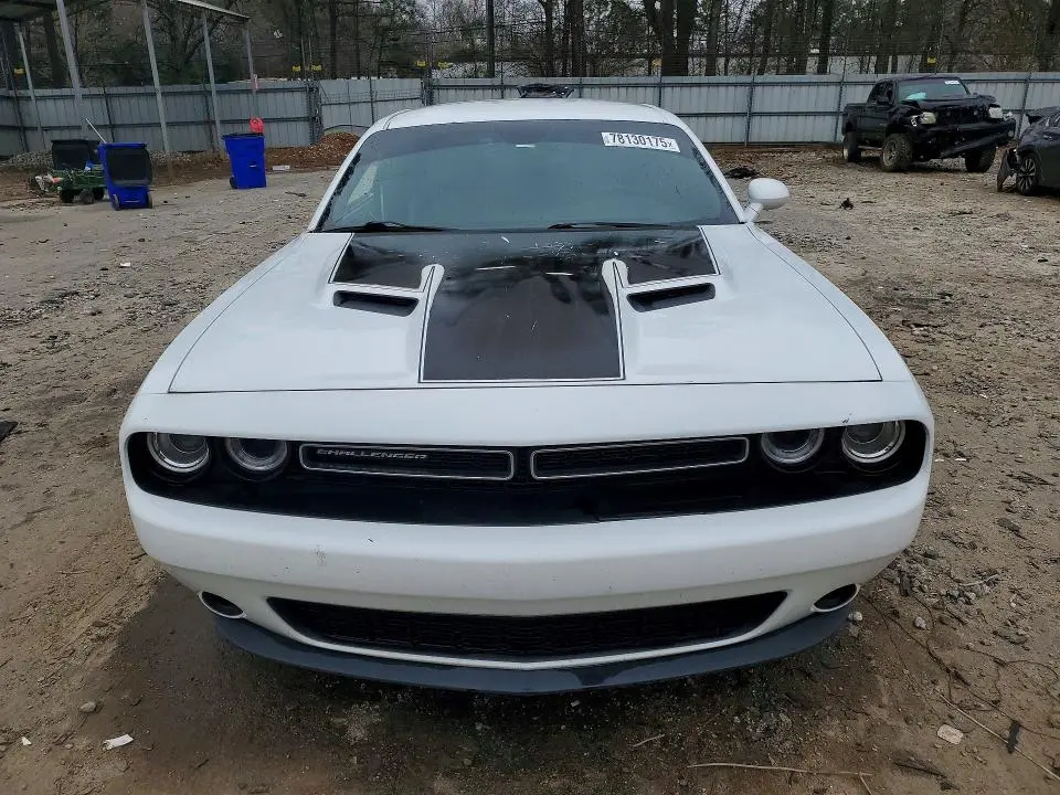 2015 DODGE CHALLENGER SXT  