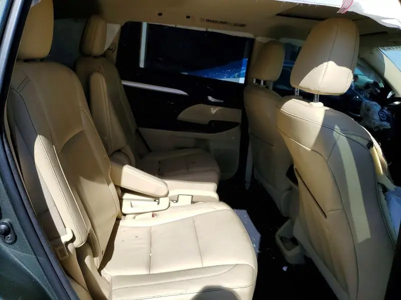 2015 TOYOTA HIGHLANDER XLE  