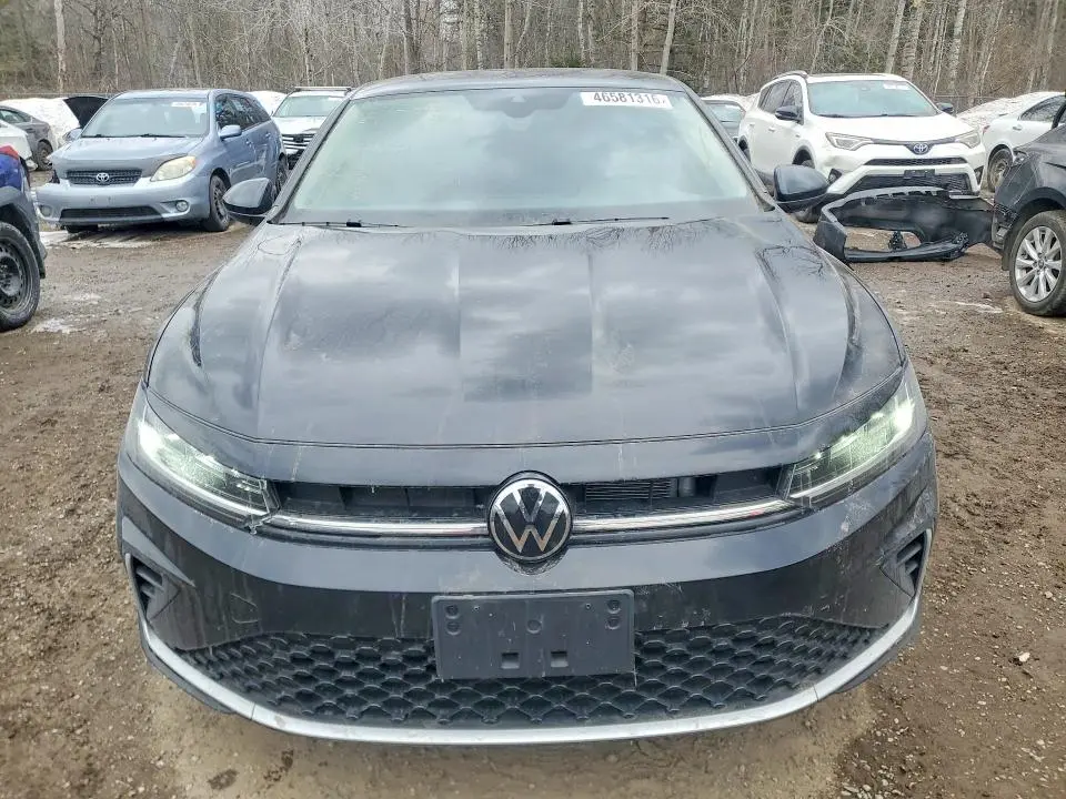 2025 VOLKSWAGEN JETTA SE  