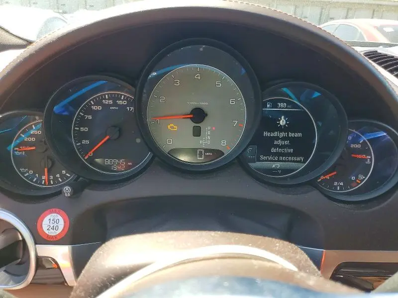 2018 PORSCHE CAYENNE S  