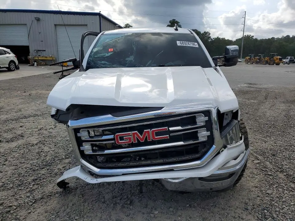 2018 GMC SIERRA K1500 SLT  