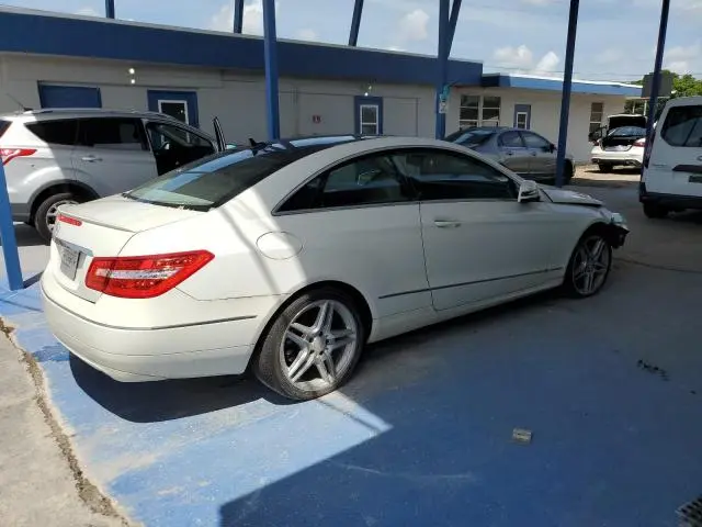 2011 MERCEDES-BENZ E 350  