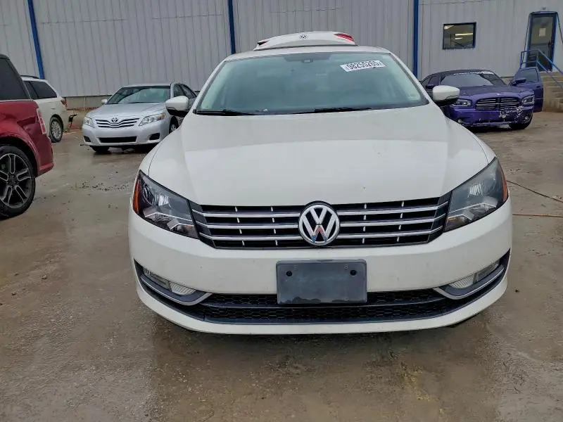 2014 VOLKSWAGEN PASSAT SEL  