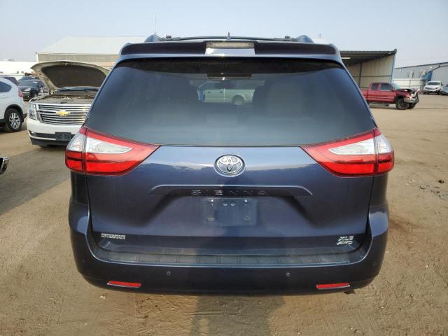 2019 TOYOTA SIENNA XLE